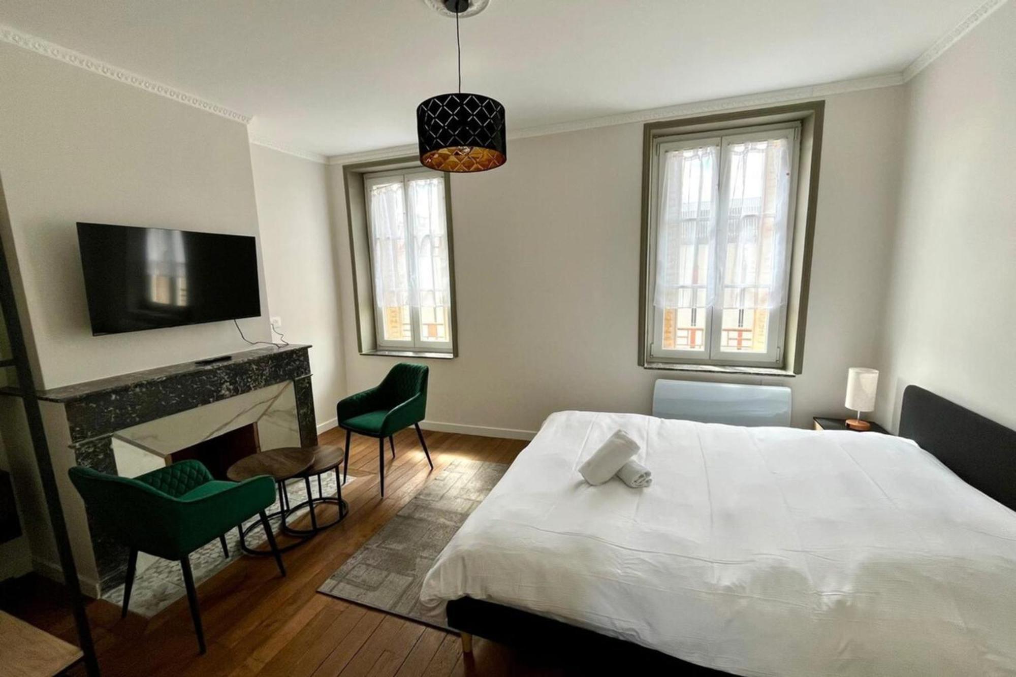 Appartement Le Barres Avec 2 Et Equipe