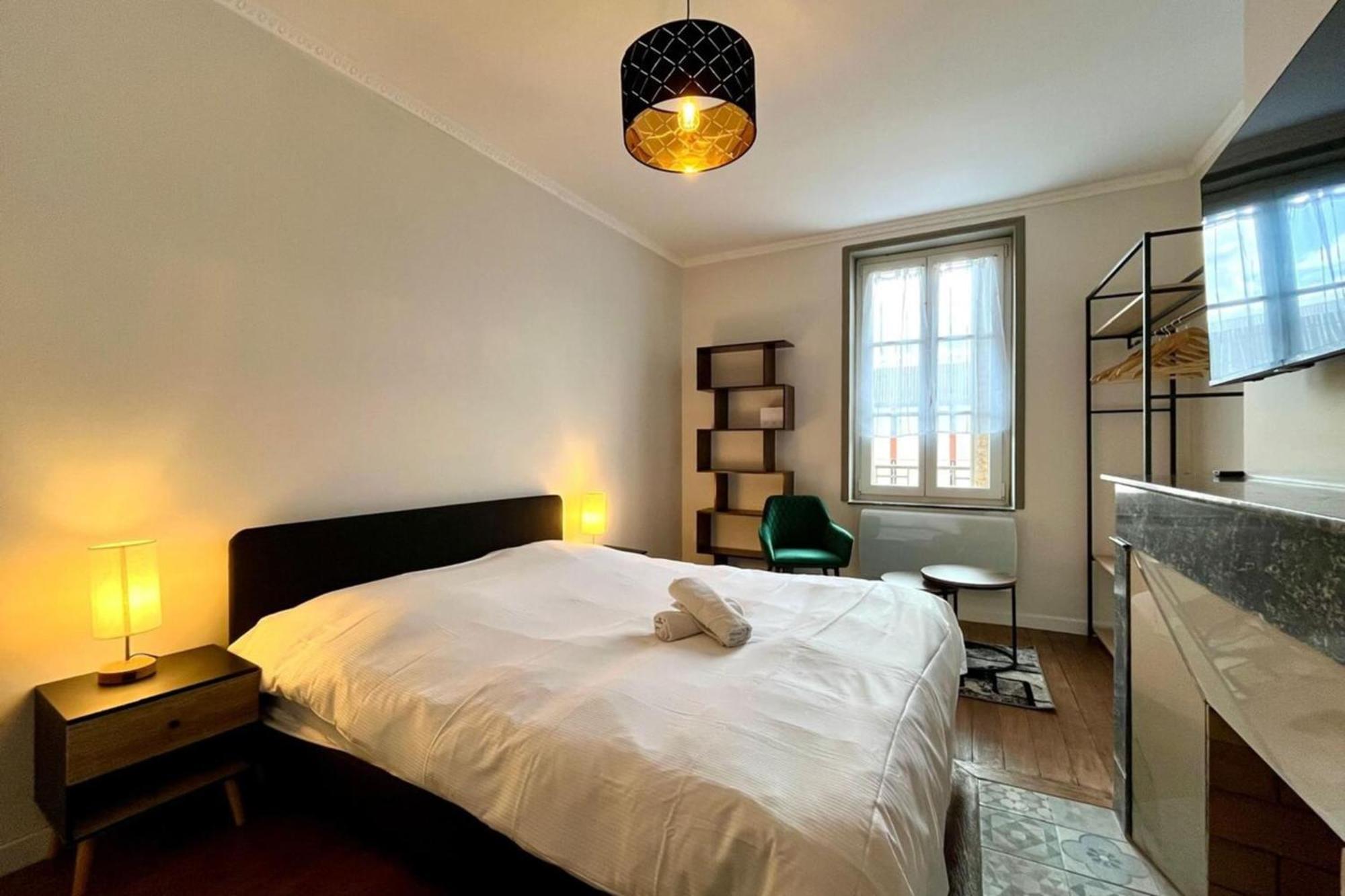 Appartement Le Barres Avec 2 Et Equipe Nancy